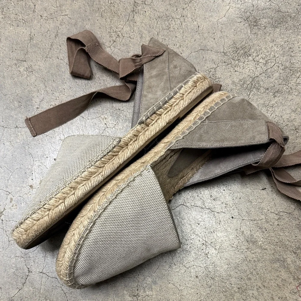 Vince Camuto chic espadrilles