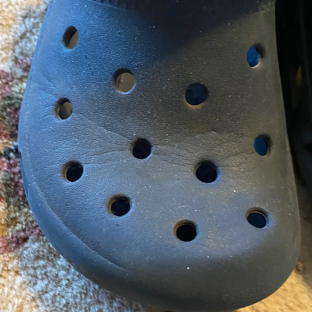 CROCS stylish easy