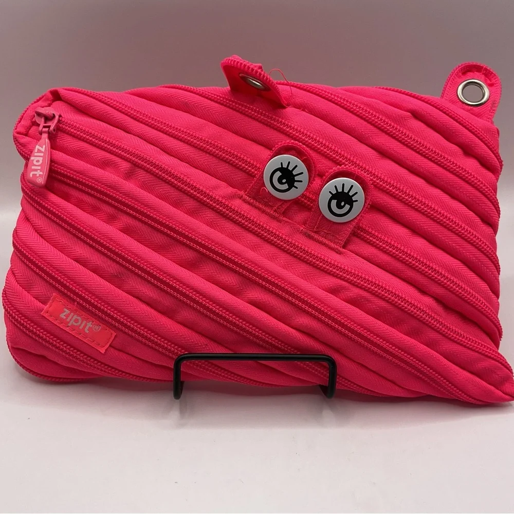 Zipit monster shape