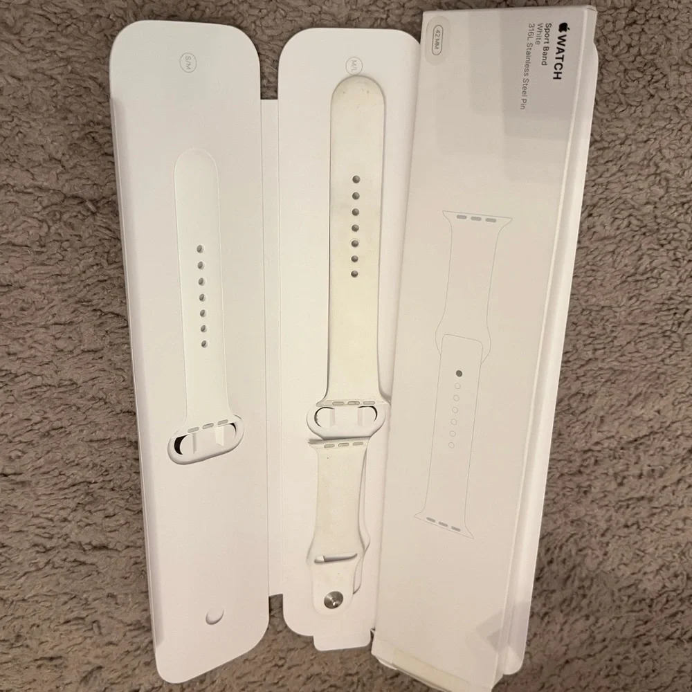 Apple Watch Band in White 42mm