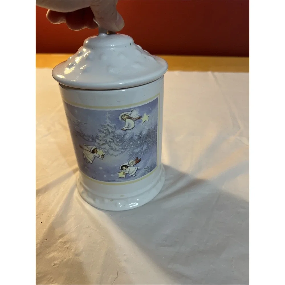 Hallmark #21710 ceramic