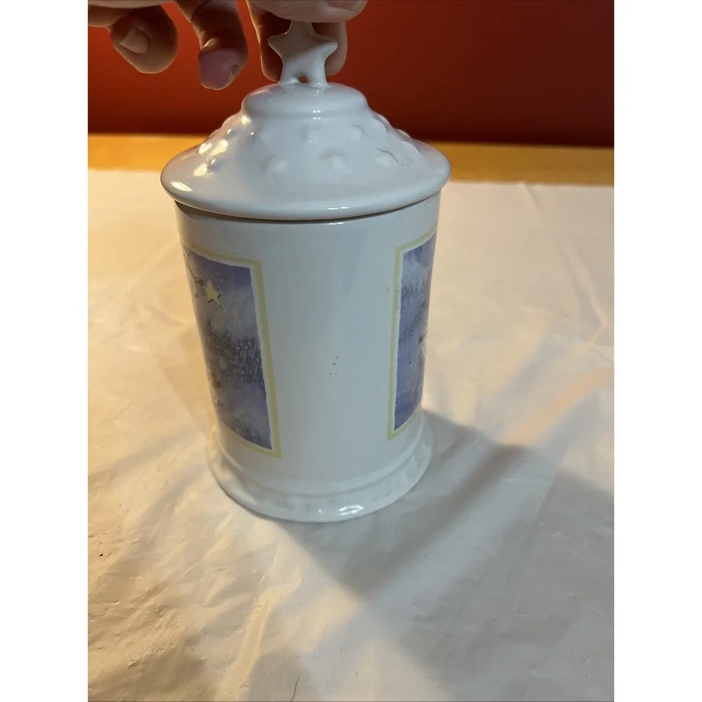 Hallmark #21710 ceramic