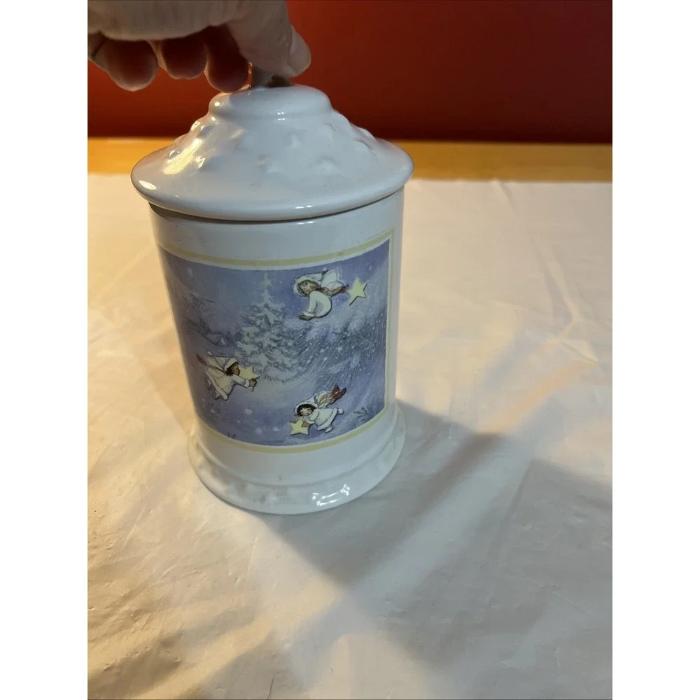 Hallmark #21710 ceramic