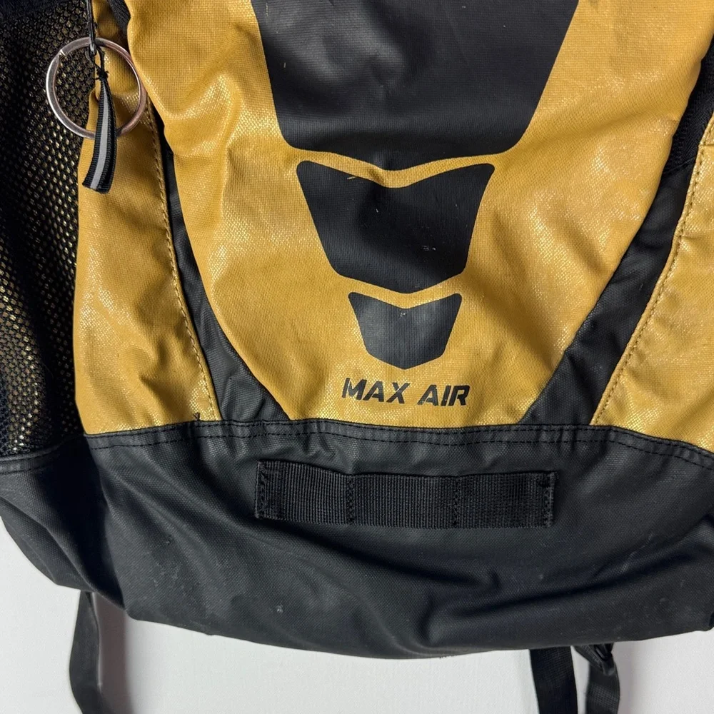 Nike gently used