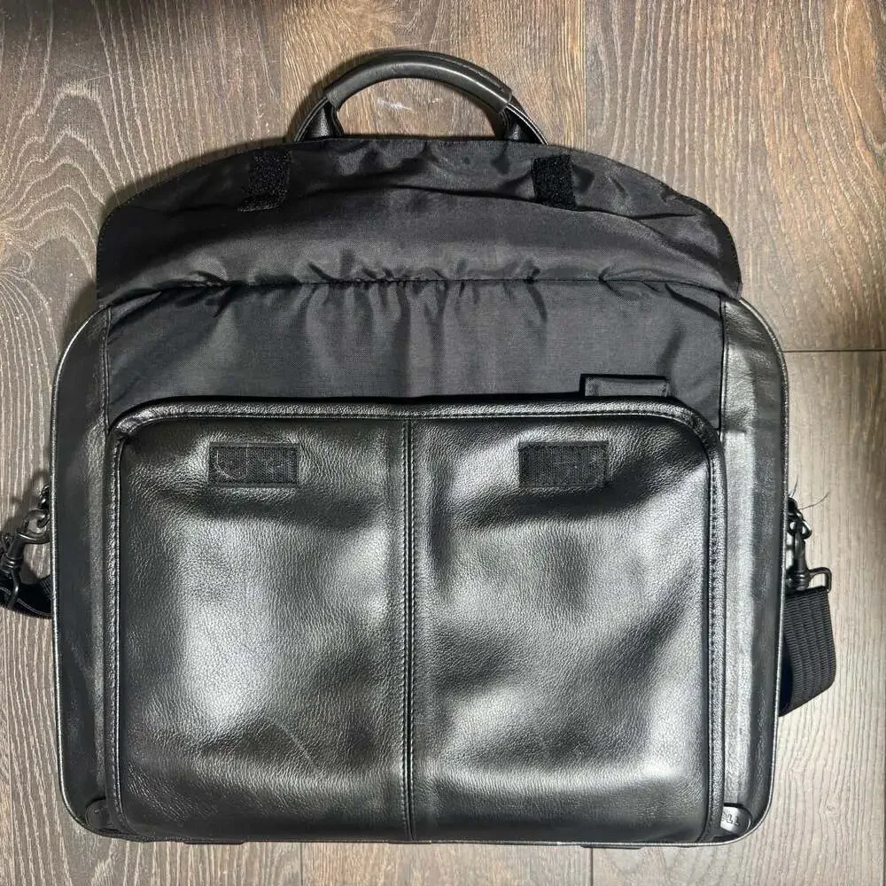 DELL Black Leather Executive Brief Case Laptop Travel Bag Office (17x13)