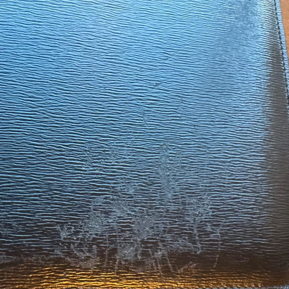 Montblanc guc leather