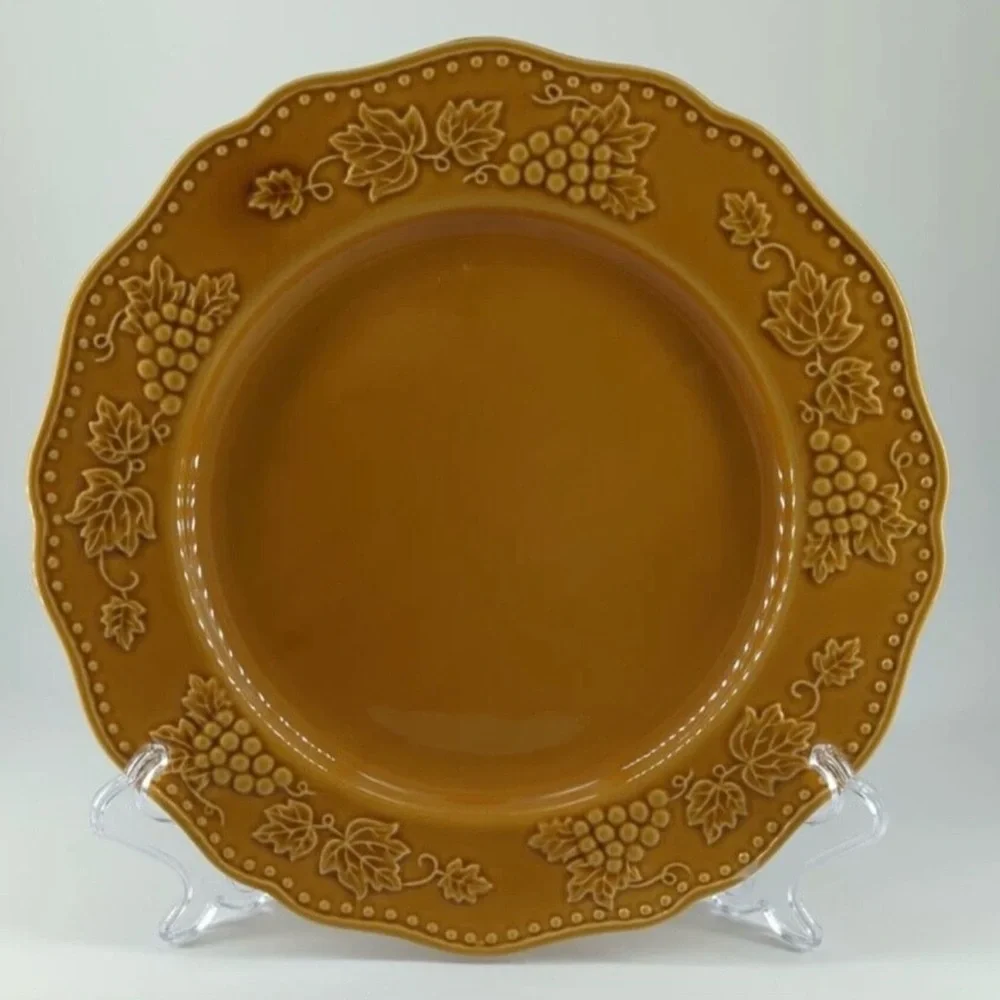 Pier 1 Imports Harvest Gold Dinner Plates Raised Grapes 10.75