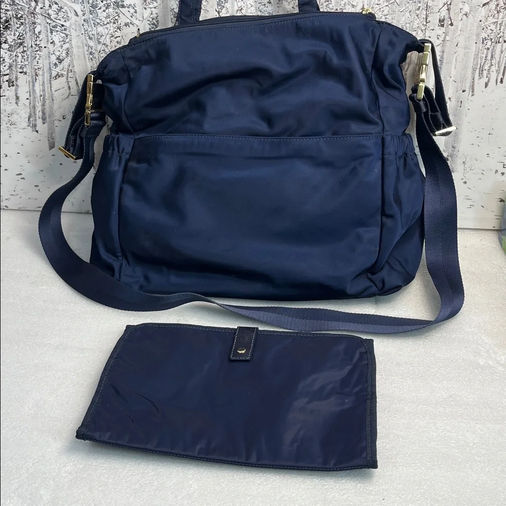 Tory Burch 11 approximately pad