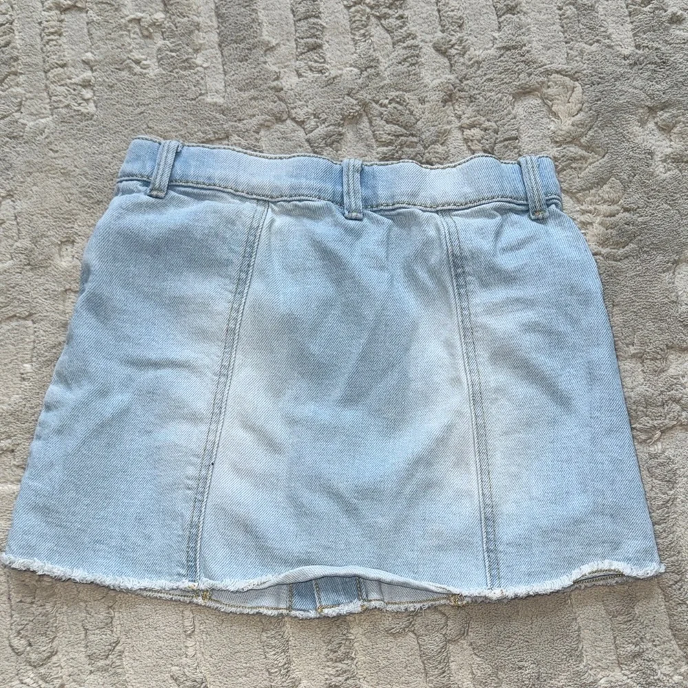 OshKosh Bgosh trendy light