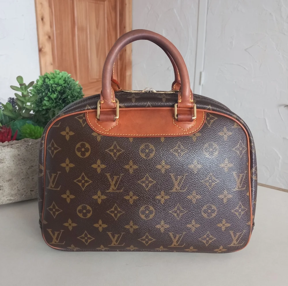 Louis Vuitton louis vuitton