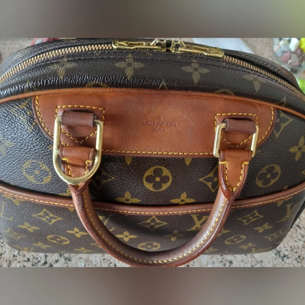 Louis Vuitton louis vuitton