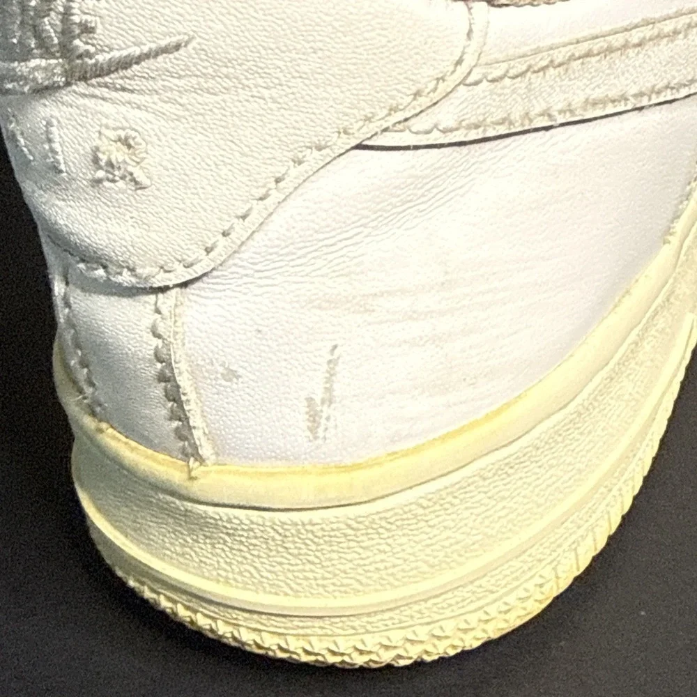sneaker classic wear