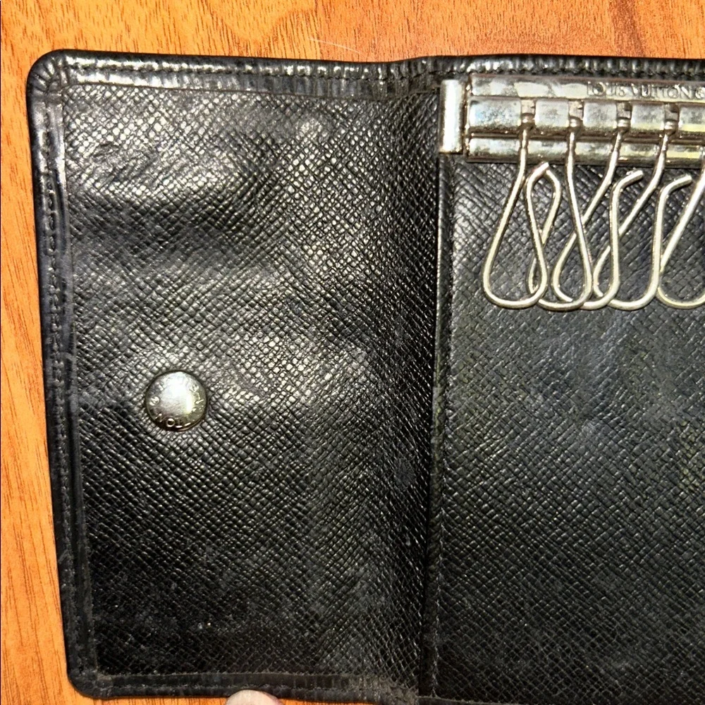 Louis Vuitton authentic louis