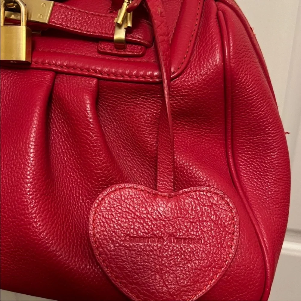 Samantha Thavasa elegant red