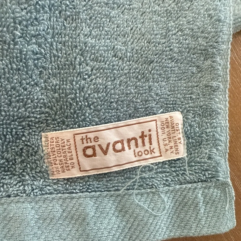 Avanti good vintage