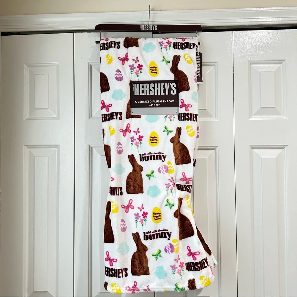 Hershey's Easter Bunny Oversized Plush Throw Blanket 60” x 70”