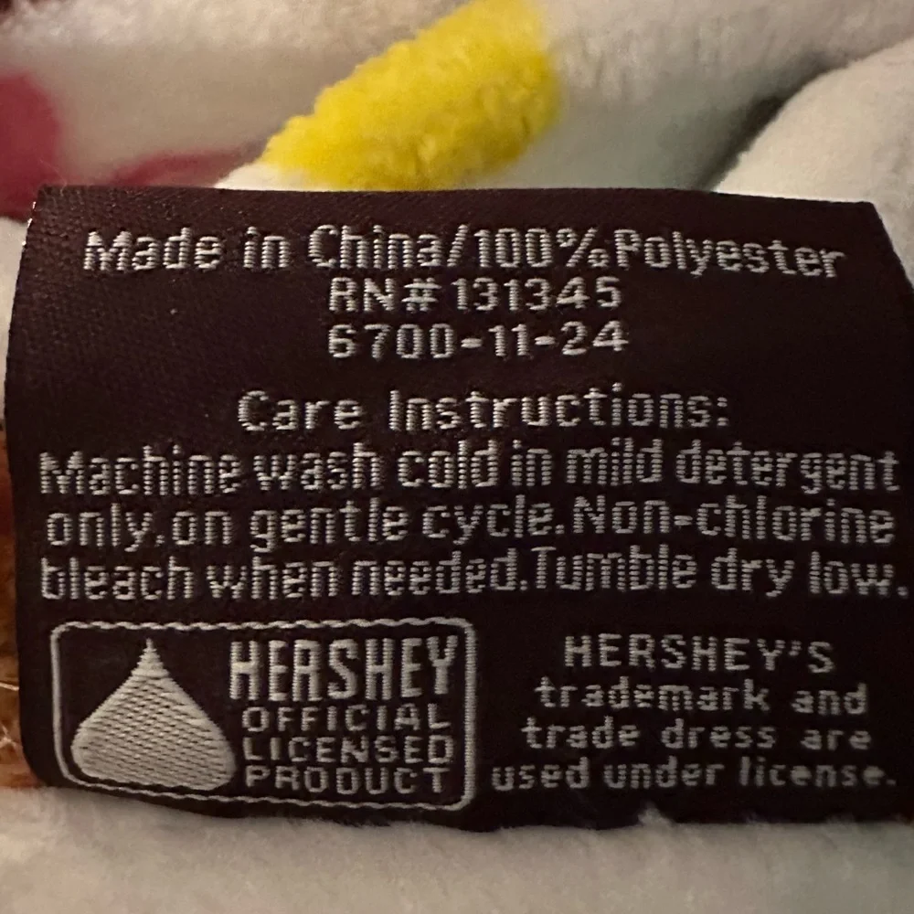 Hershey's Easter Bunny Oversized Plush Throw Blanket 60” x 70”