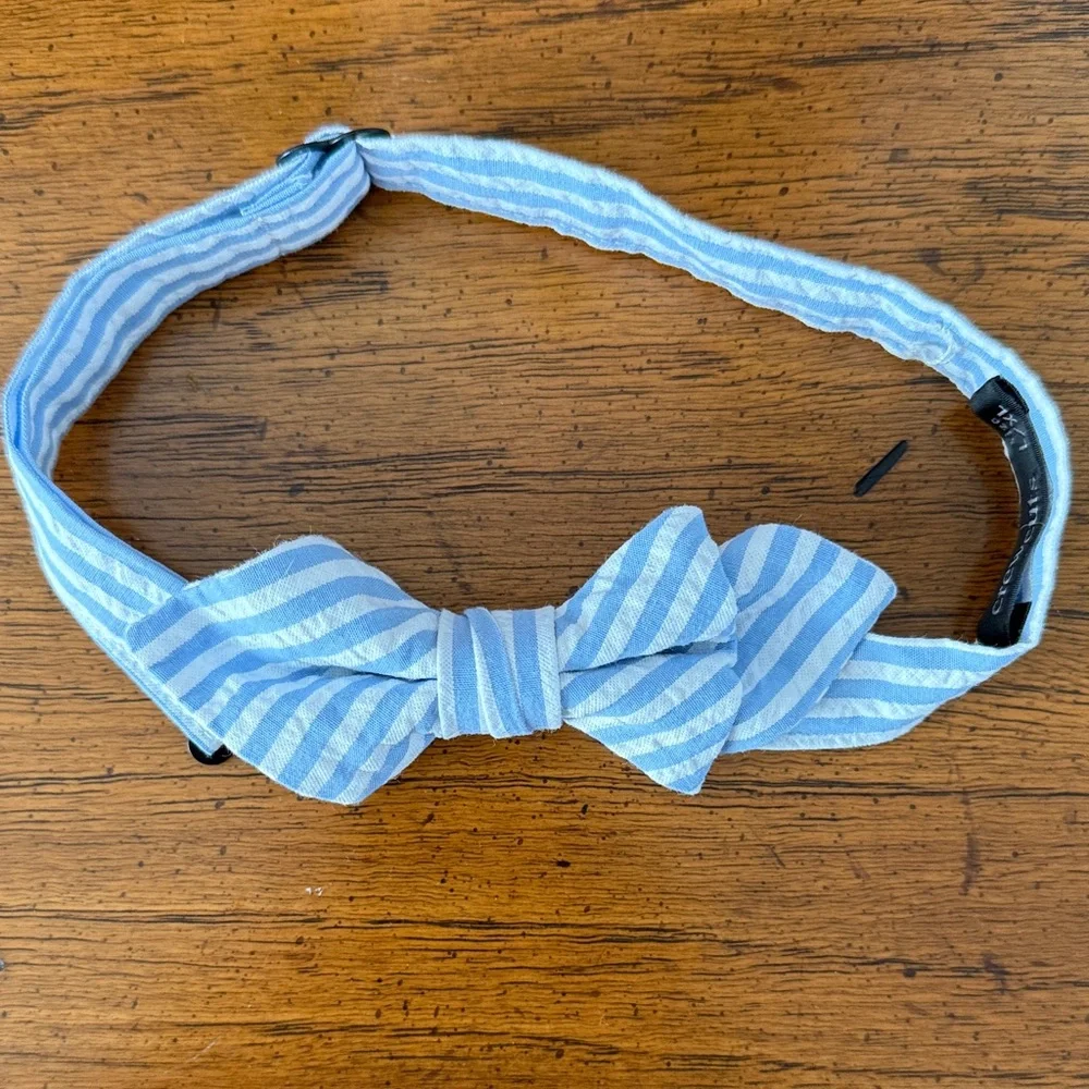 Crewcuts charming tie