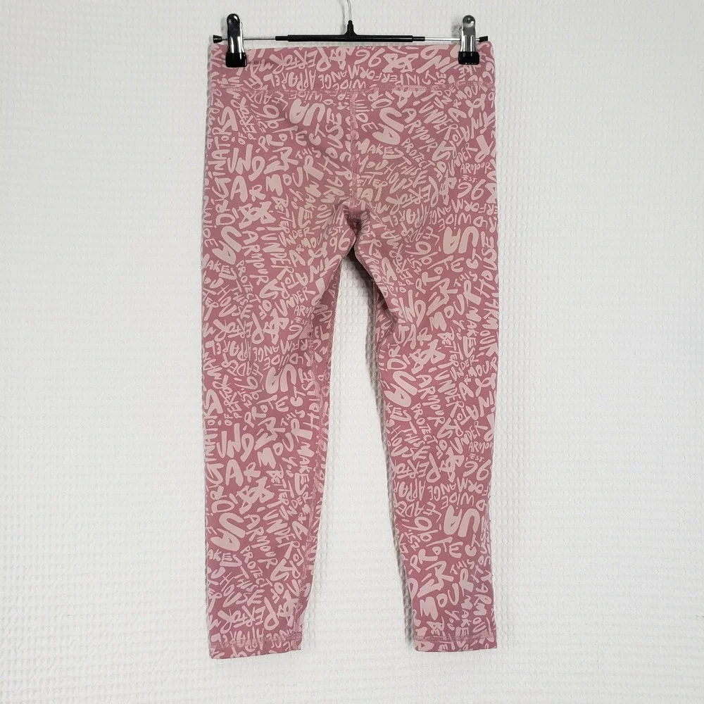 Under Armour Capri Leggings Girls Large Pink Graphic Print Logo Athletic Workout