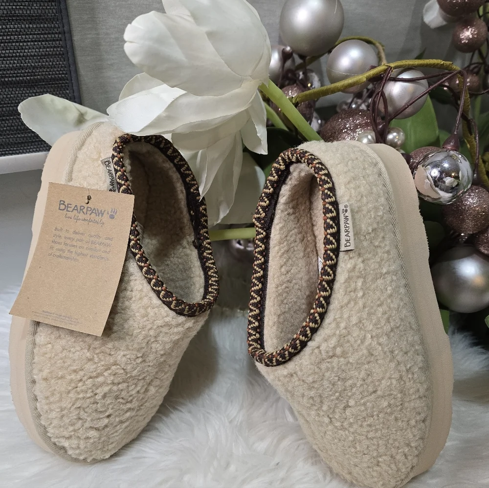 BEARPAW Snuggle Martis Youth Oat Size 4 | Youth's Slipper | Youth's Shoe | New