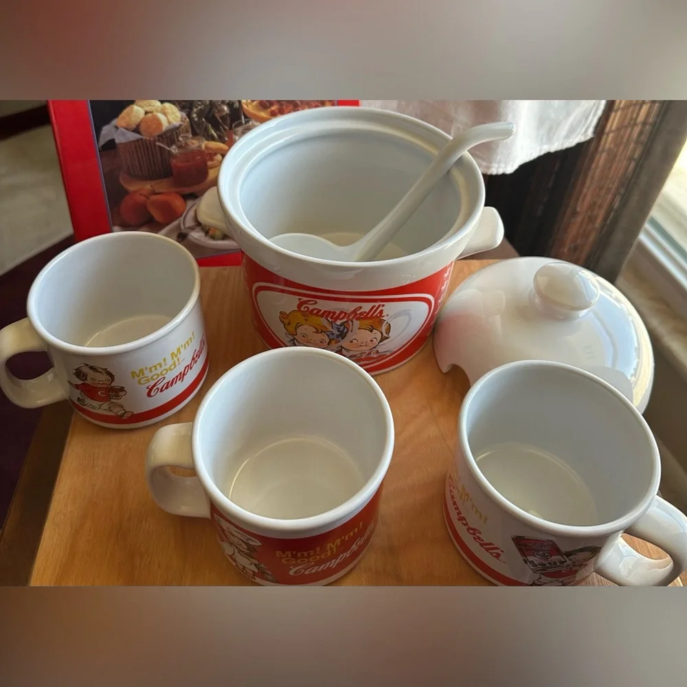 Vintage Campbell’s Soup Terrine w/ 3 Mugs & Ceramic Ladle Set