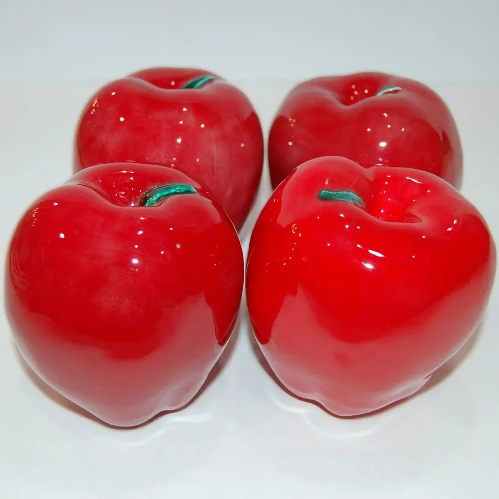 4 RED CERAMIC APPLES FAUX FRUIT FAKE ARTIFICIAL SHINY TABLE STAGING DECOR 3.5