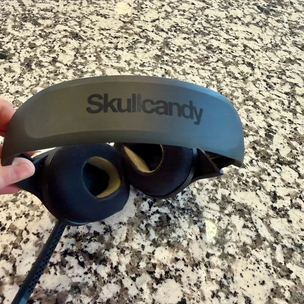 Skullcandy PLYR 1 Wireless Gaming Headset With Microphone Black Blue