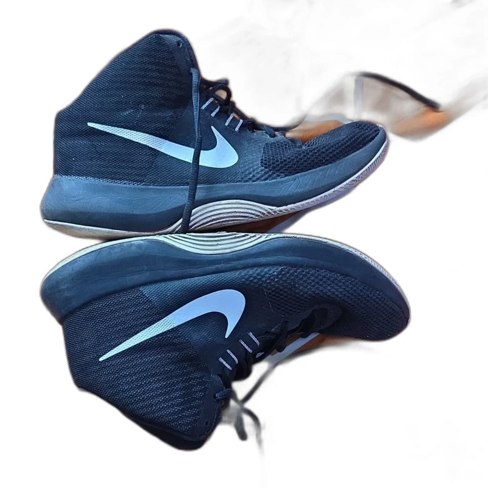 Nike air precision