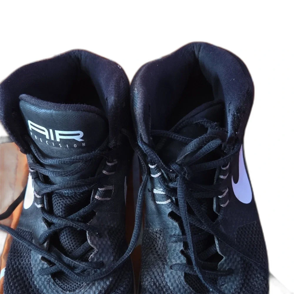 Nike air precision