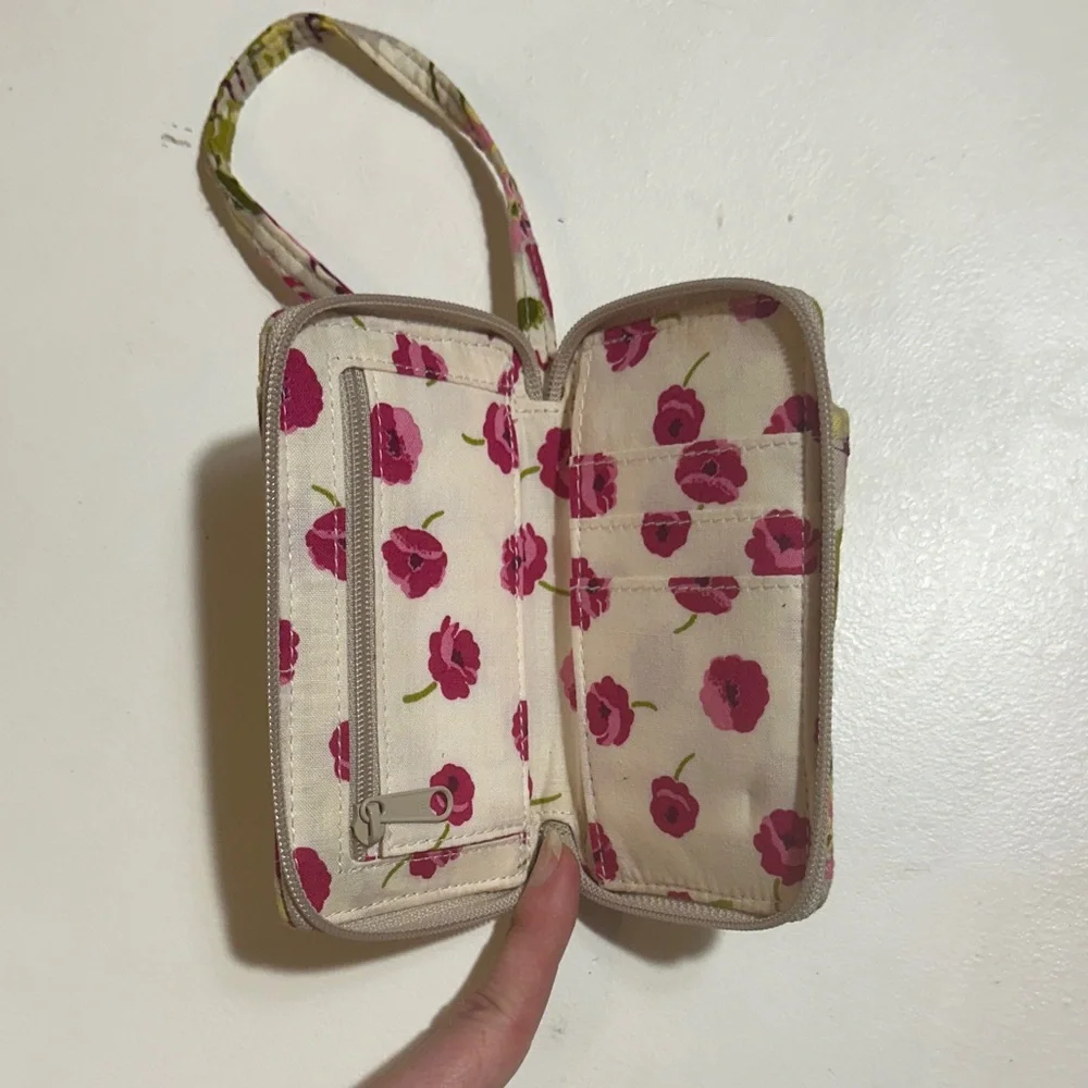 Vera Bradley stylish floral