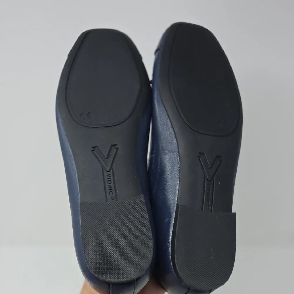 Vionic chic navy