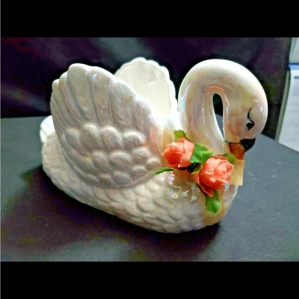 Vintage Mid Century Ceramic Swan Planter Vase Retro 4.5” Tall
