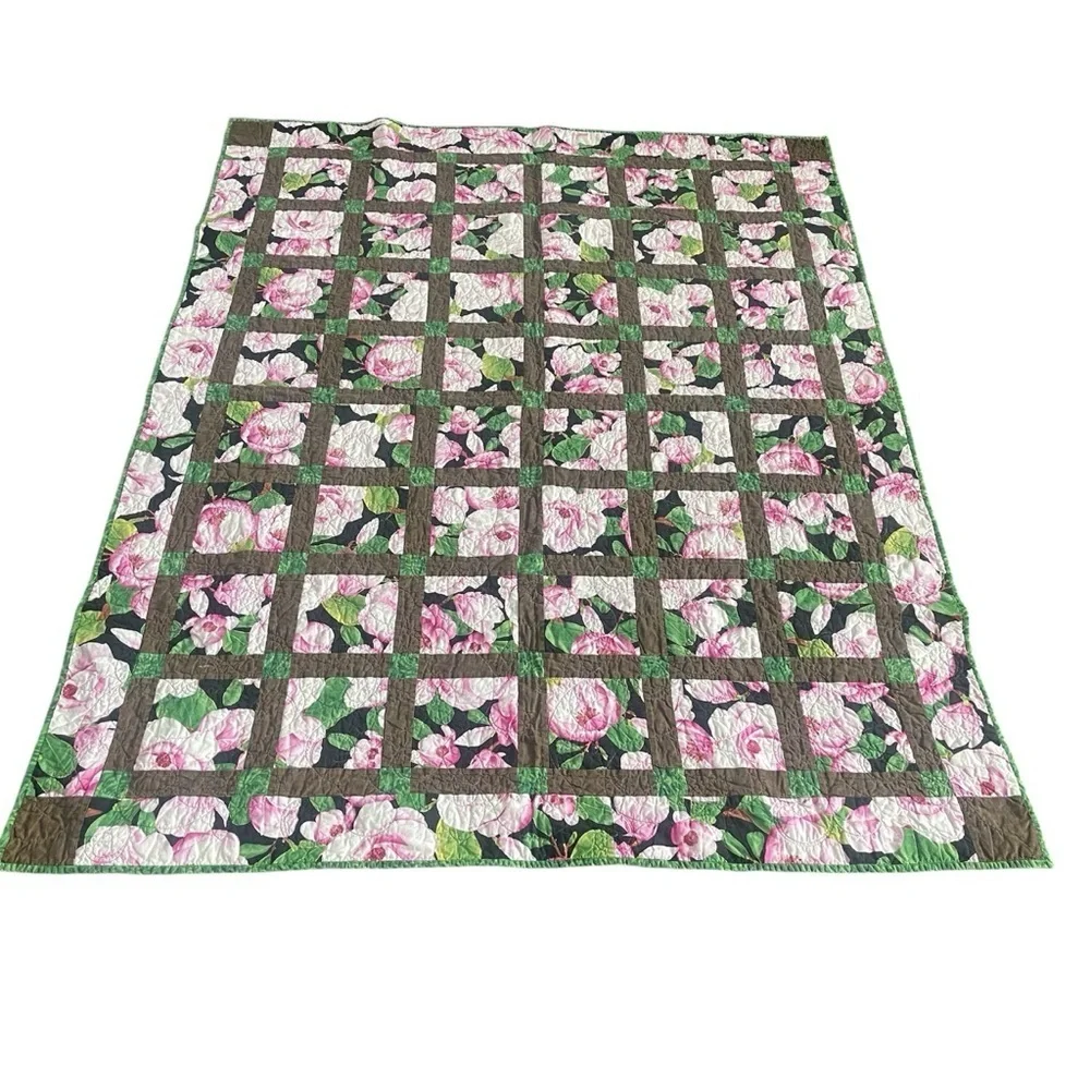 Handmade Patchwork Lattice Floral quilt