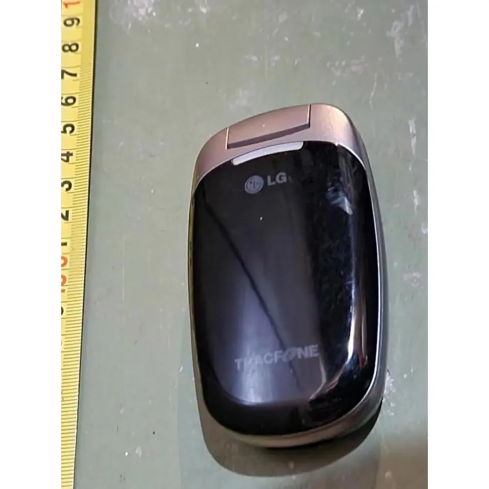 LG Tracfone Flip Phone | Model TFLG200CB