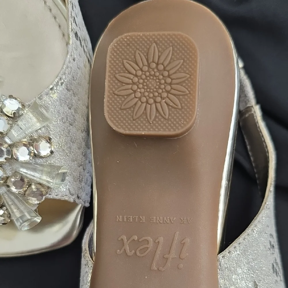 Anne Klein chic gold