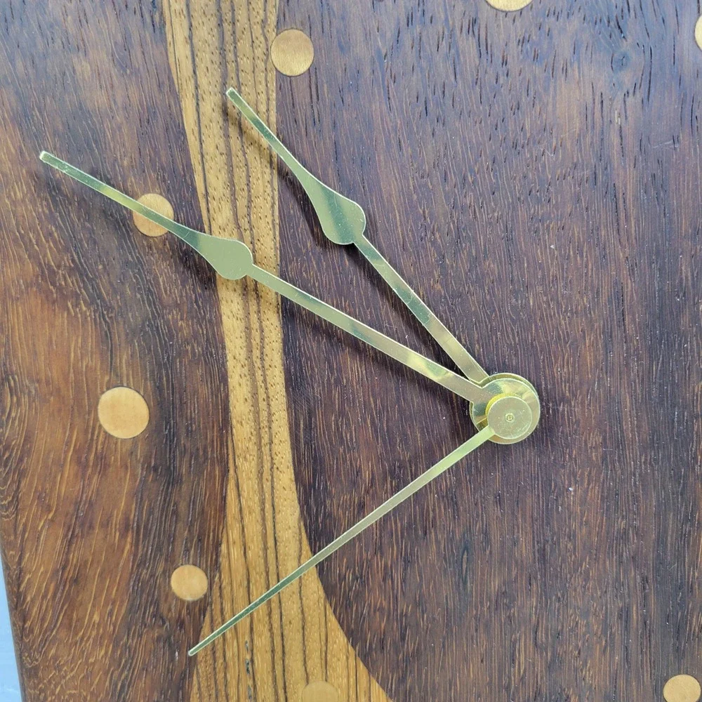 Vintage item description