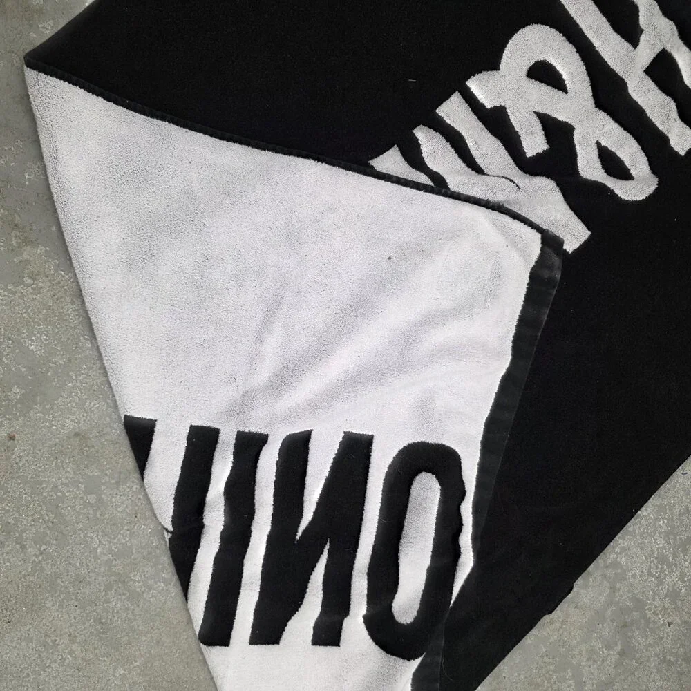 Moschino for H&M medium washing outings