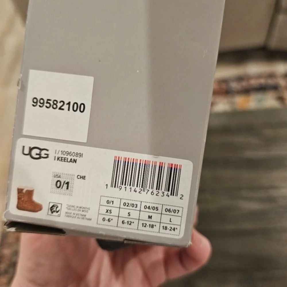 UGG kid keelan
