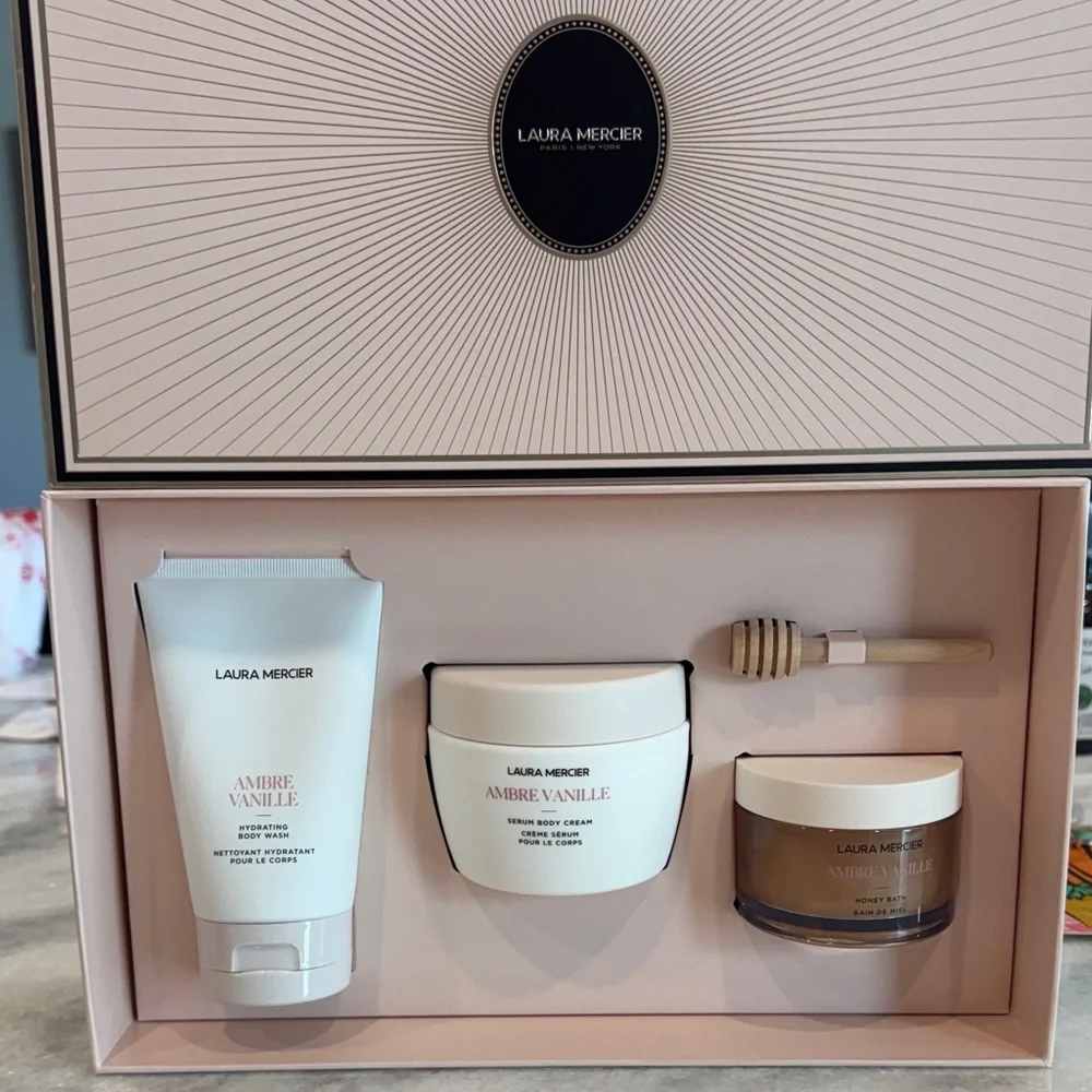 Laura Mercier Ambre Vanille Delicious and Decadent Trip Set NWT