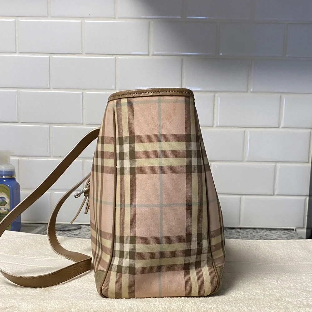 Burberry nova check