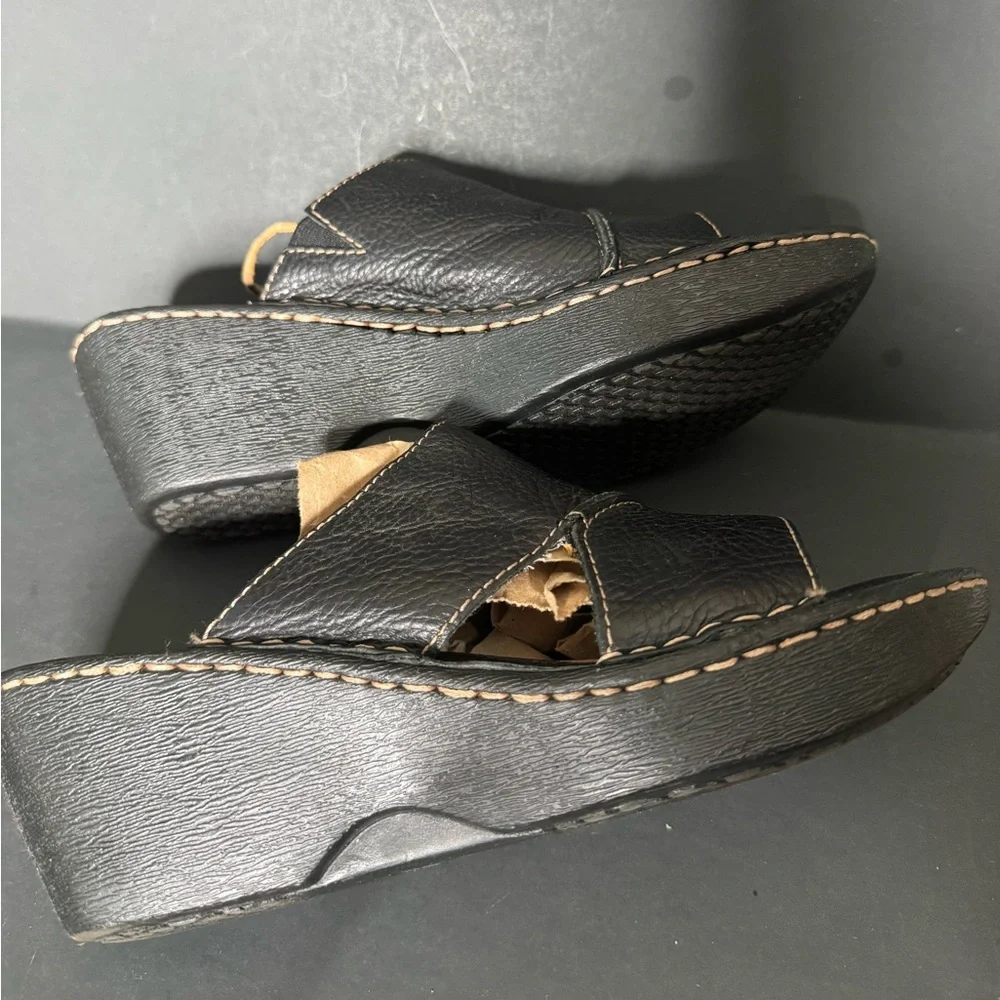 Bass sandals wedge