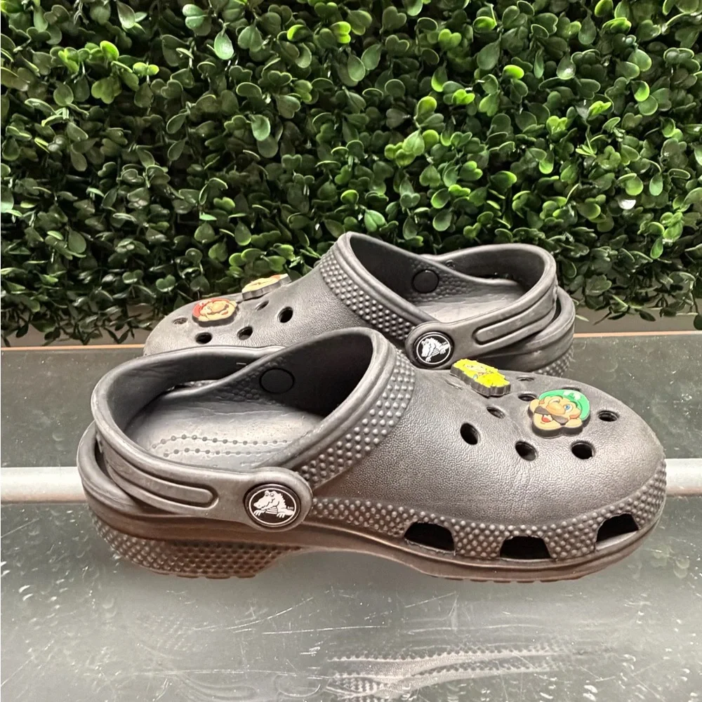CROCS comfortable gray