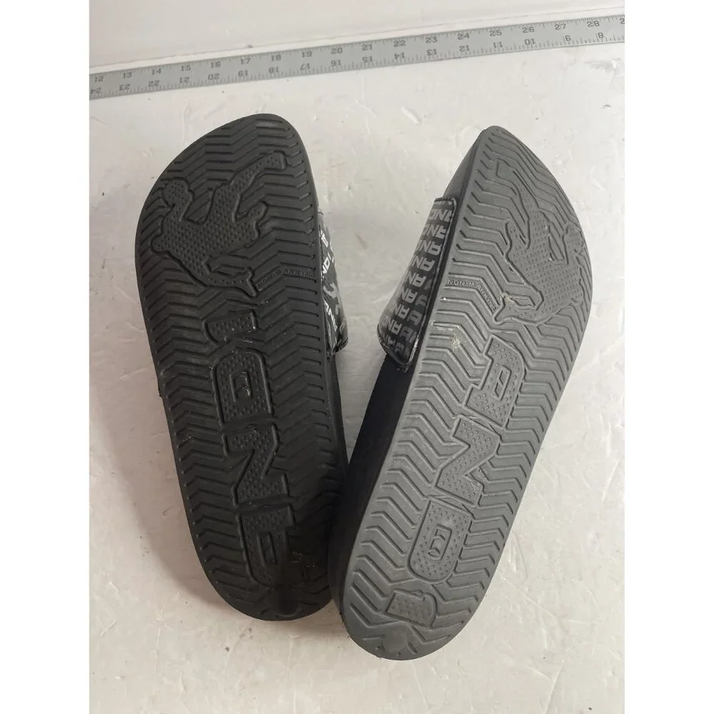 And1 black men slippers