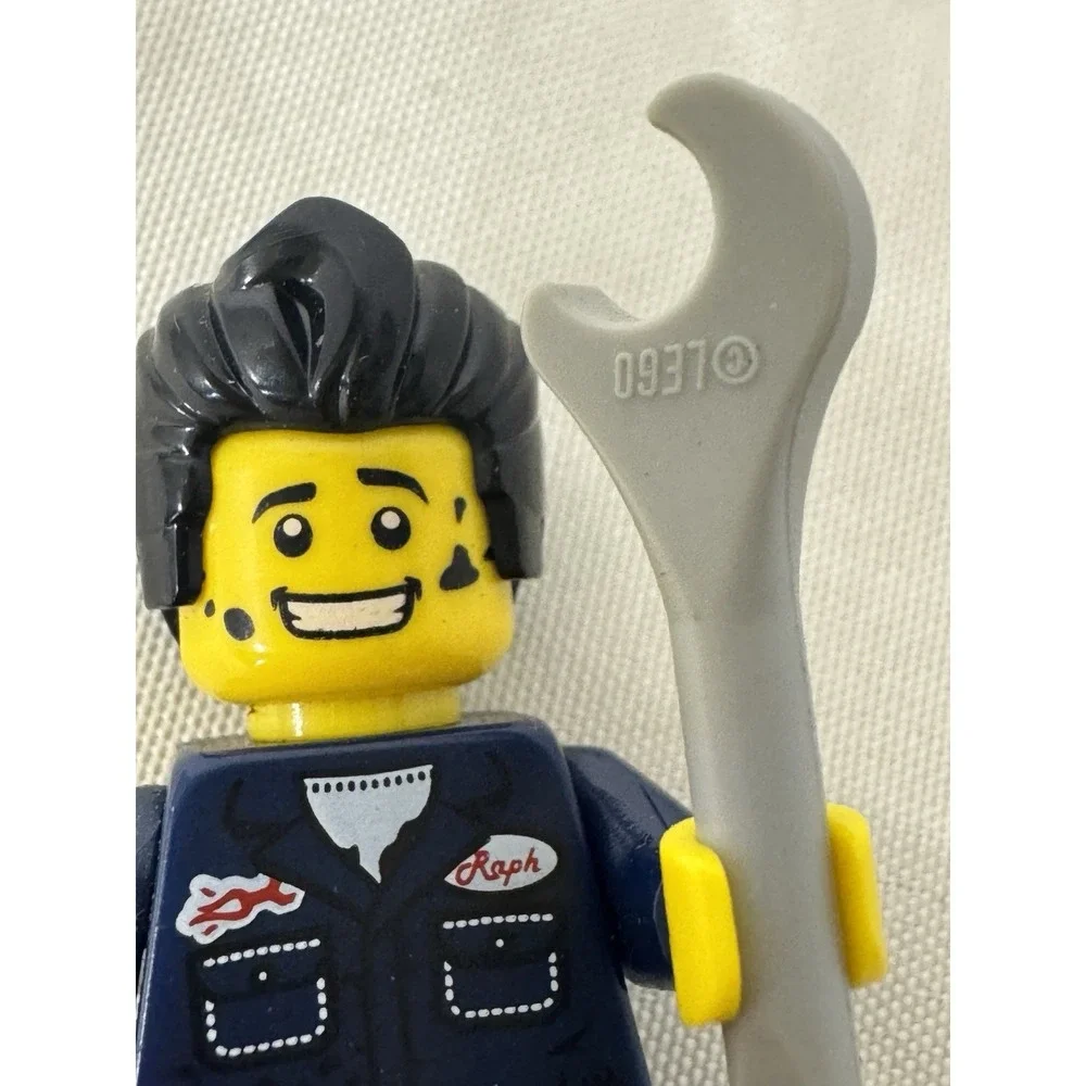 Lego this mechanic