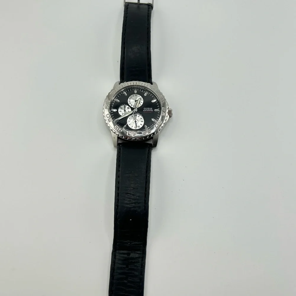 Guess stylish chronograph