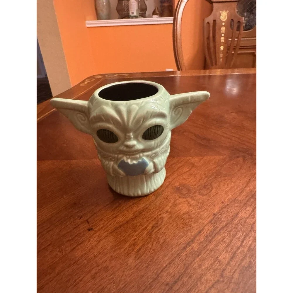 Stars Wars - The Madolorian - THE CHILD 