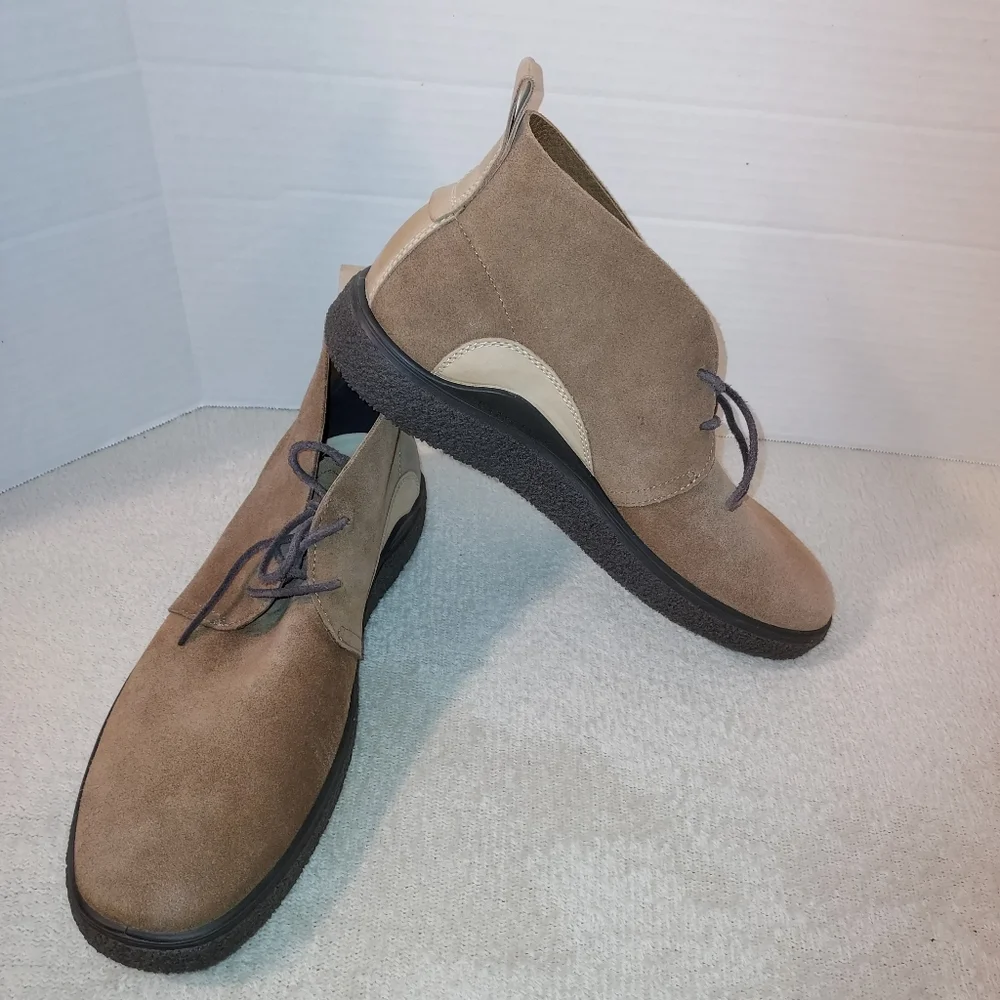 ECCO Men's Crepetray Chukka Boot size 11