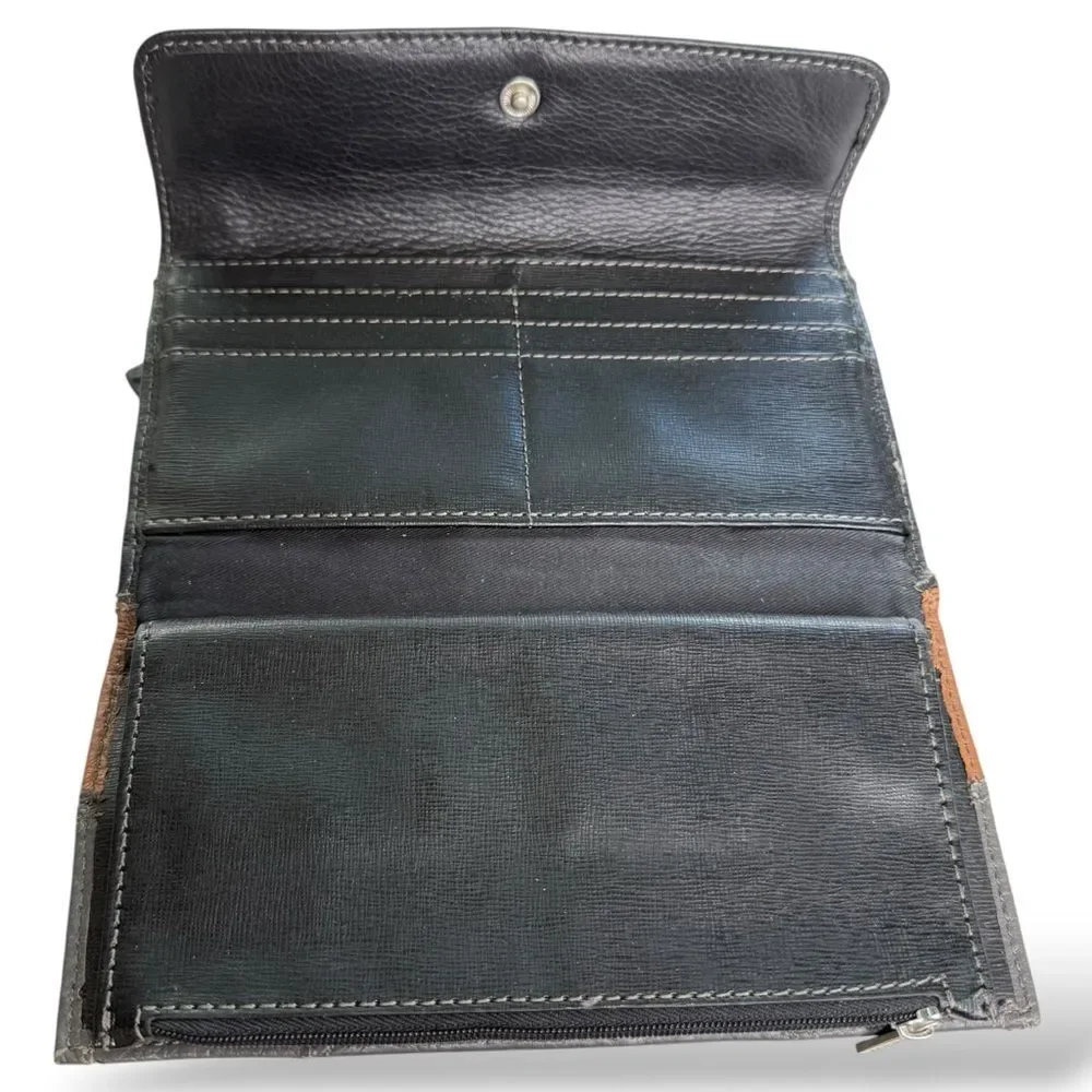 Fossil preowned see