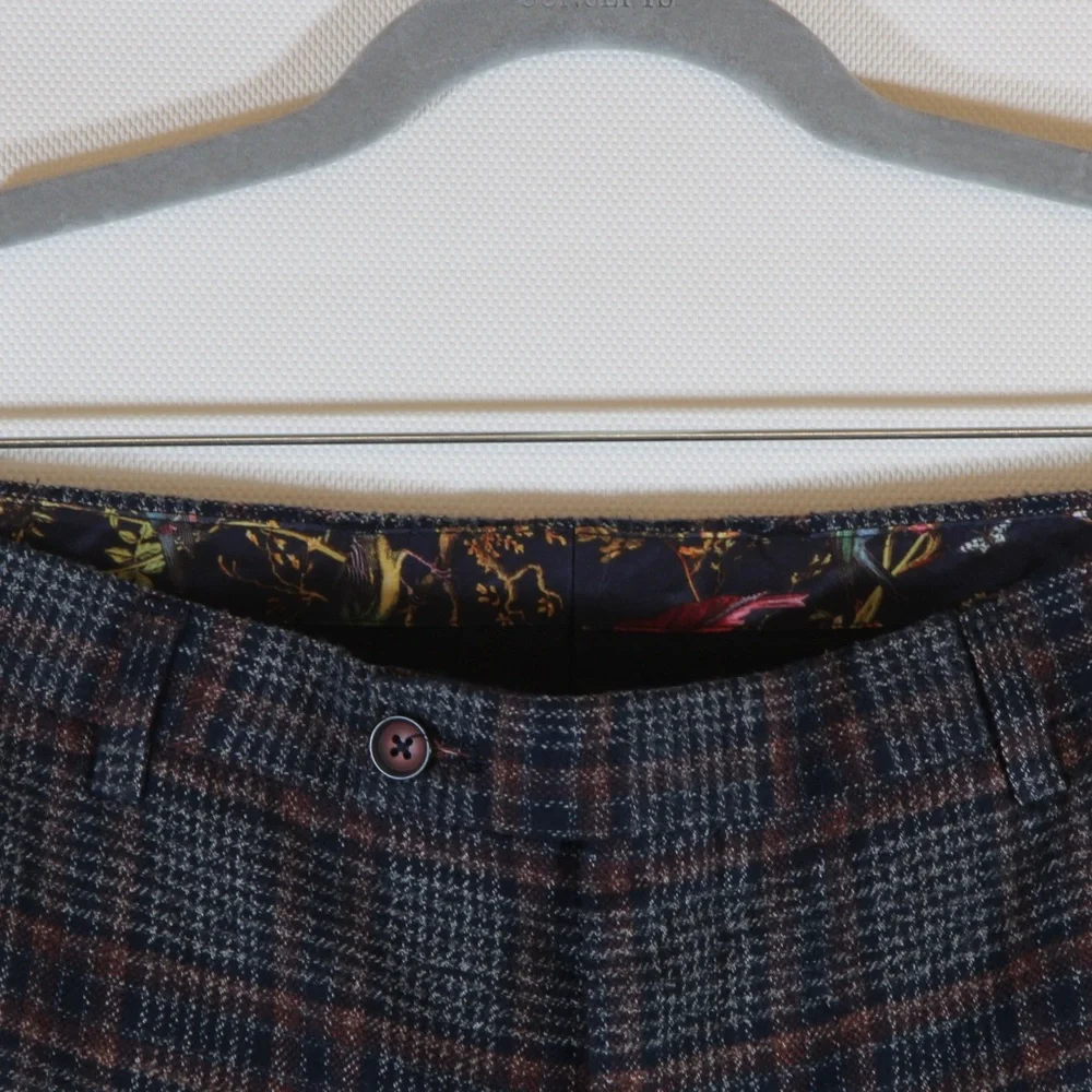 Paisley & Gray details bring