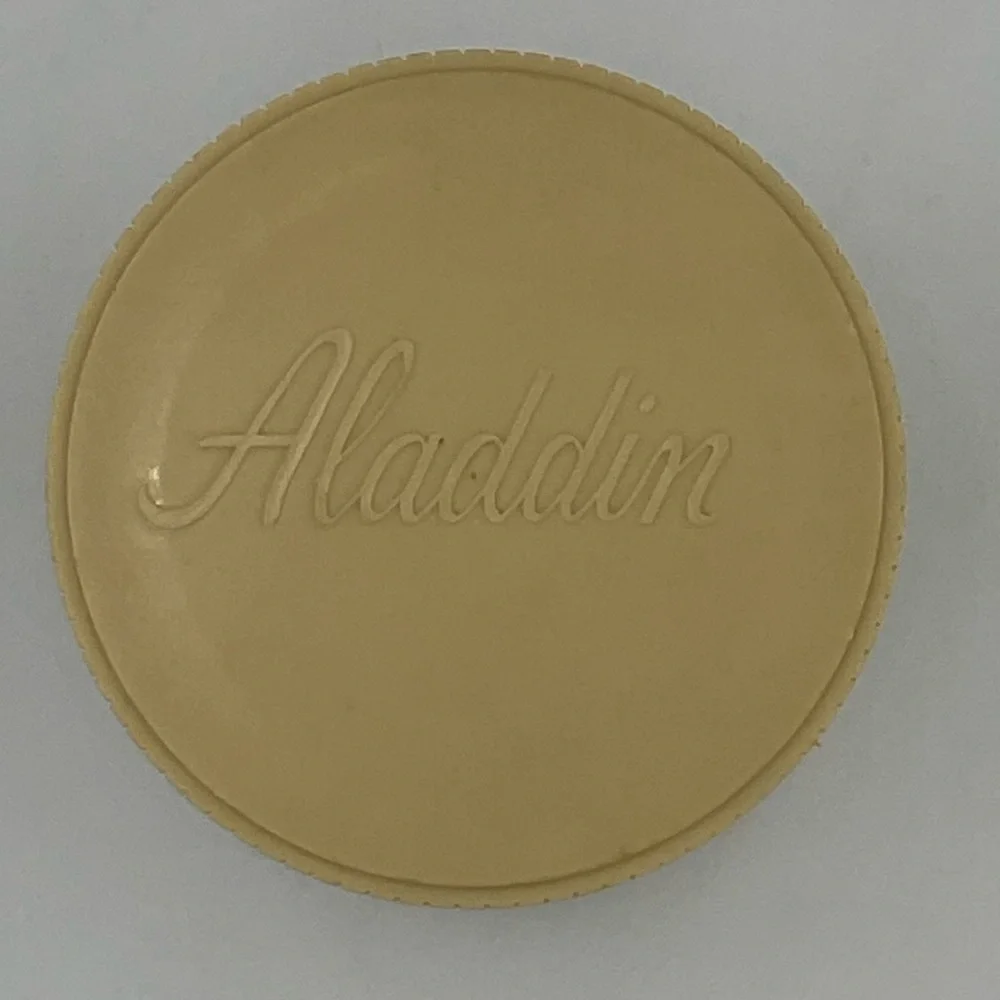 aladdin retro tan